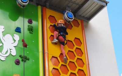 Obóz młodzieżowy, Julinek - Wakacje z Rodzicami B&B Julinek Park, 7 dni 18-100 lat